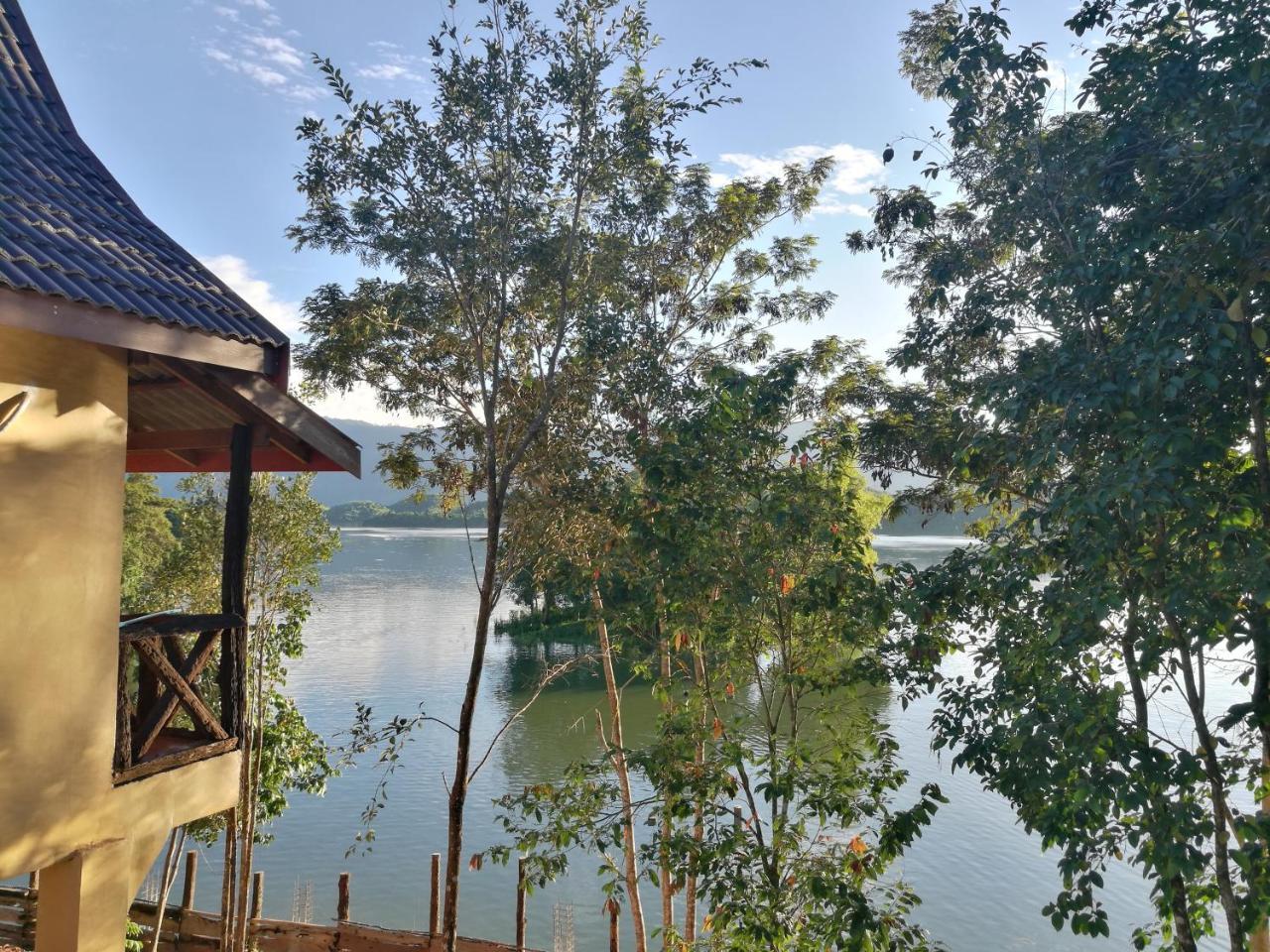 Nirvana Archipel Resort Vang Vieng Buitenkant foto