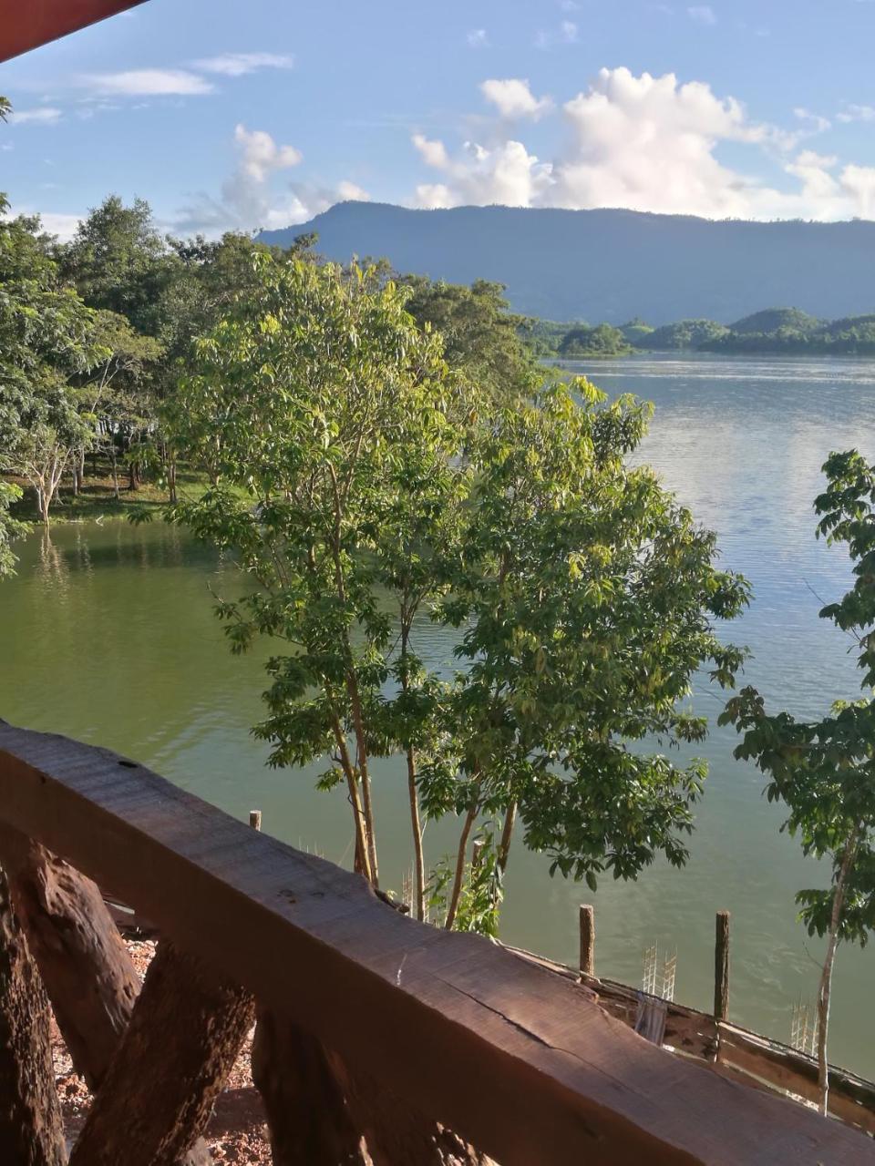Nirvana Archipel Resort Vang Vieng Buitenkant foto